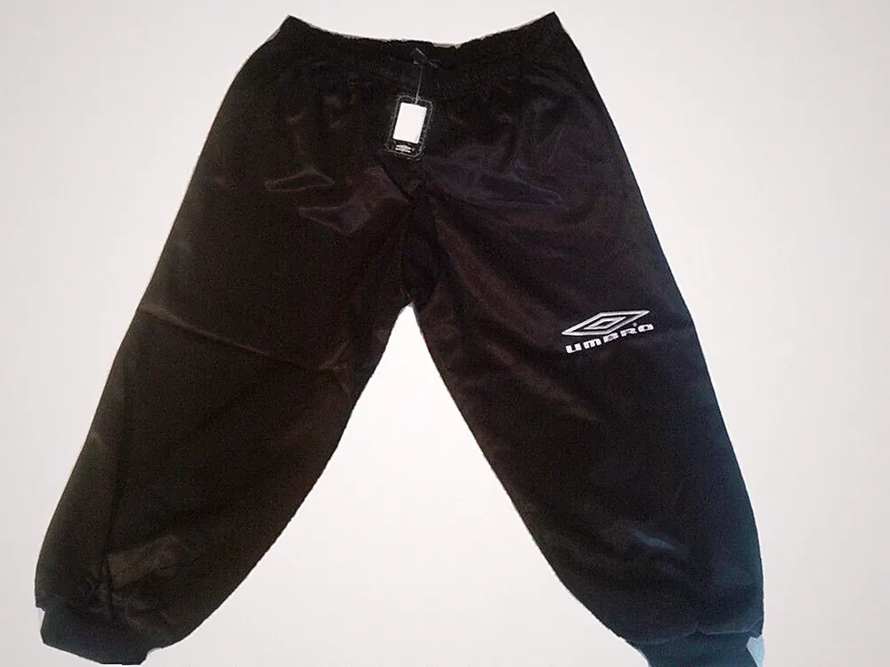 3/4 Jogginghose Umbro Knickers 2000 - Schwarz - Herren Größe XXL - NEU