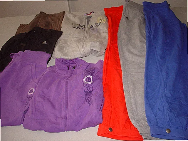 8 Tlg Marken Damen Sport Bekleidungspaket M/L (38-40) ADIDAS, ESPRIT, VENICE B.