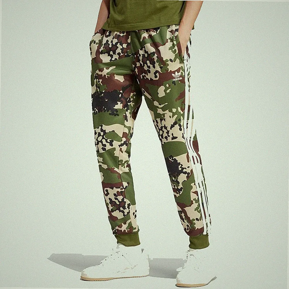 adidas Camo Track Pants Herren Jogginghose Trainingshose Camouflage Grün Beige