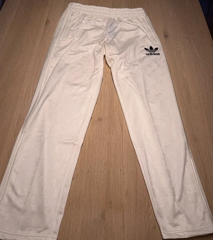 Adidas Chile 62 Hose tracking pant Gr. M limited edition weiß/schwarz