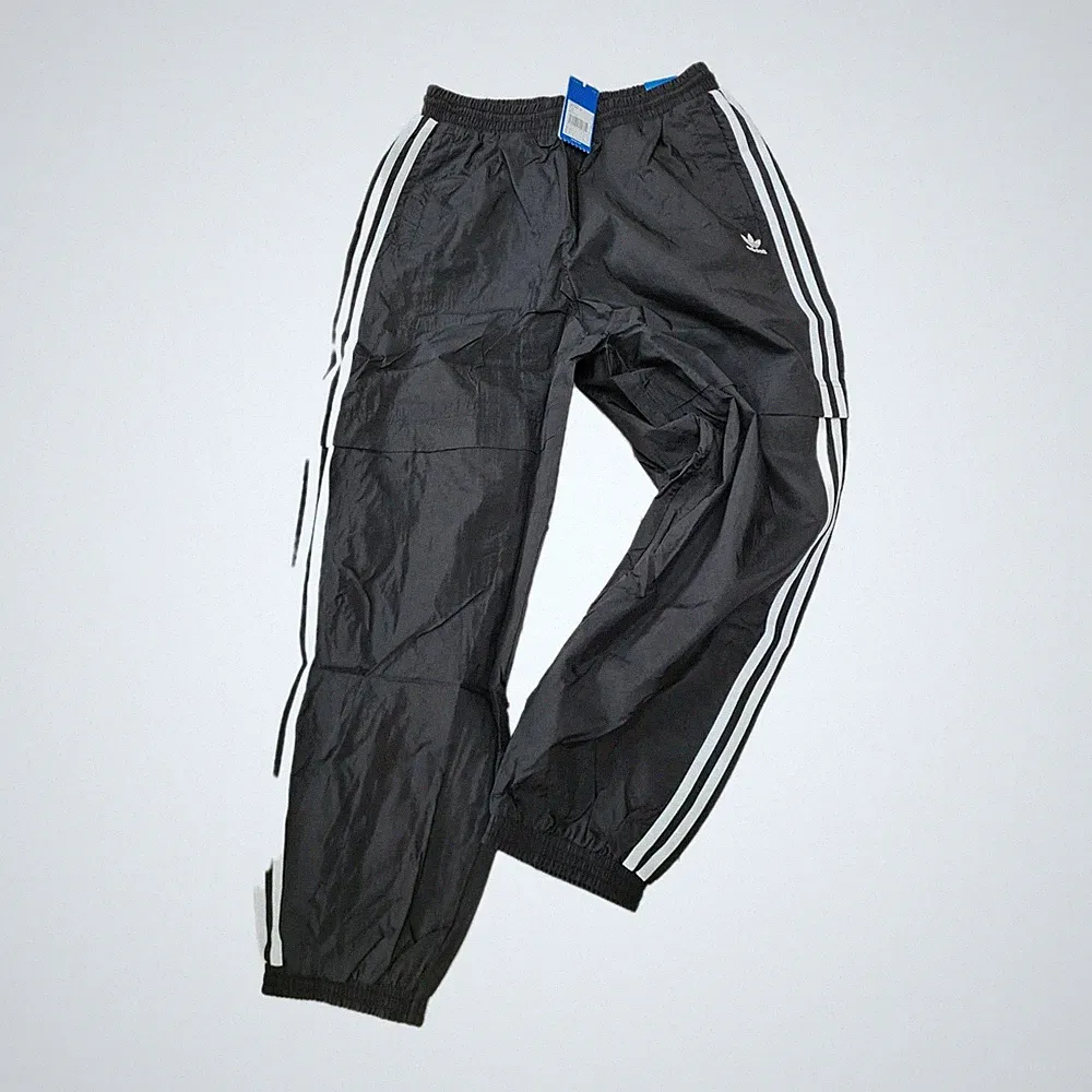 Adidas Damen Sporthose Jogginghose Schwarz Training Gr. 40-42 NEU (6641)