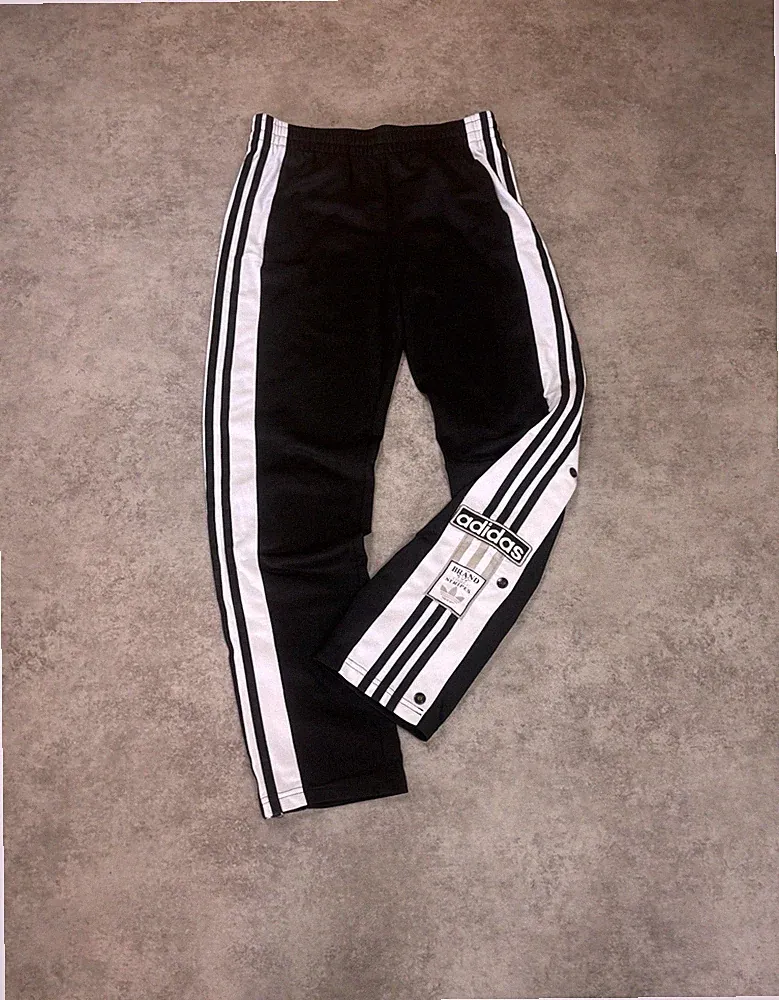 Adidas Firebird Knopfhose -Schwarz/Weiß Gr. XS Unisex -Y2K Style -Pashanim Style
