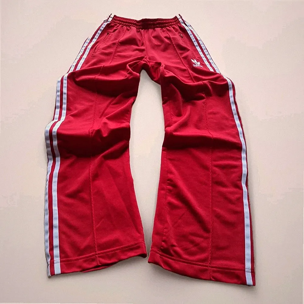 ADIDAS Firebird Loose Open Wide Leg Trainingshose Trackpants Rot Damen 34 XS S