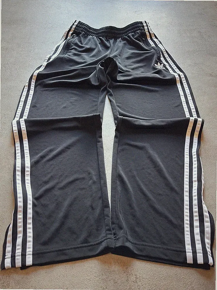 ADIDAS Firebird Loose Open Wide Leg Trainingshose Trackpants Trefoil S Schwarz