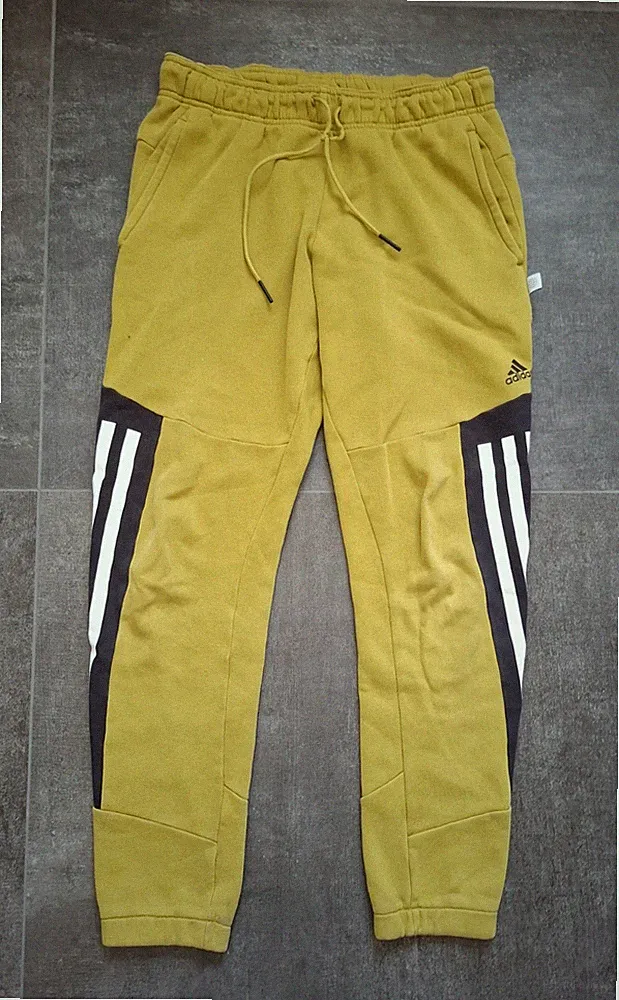 adidas Future Icons 3-Streifen Jogginghose, Größe M, Grün