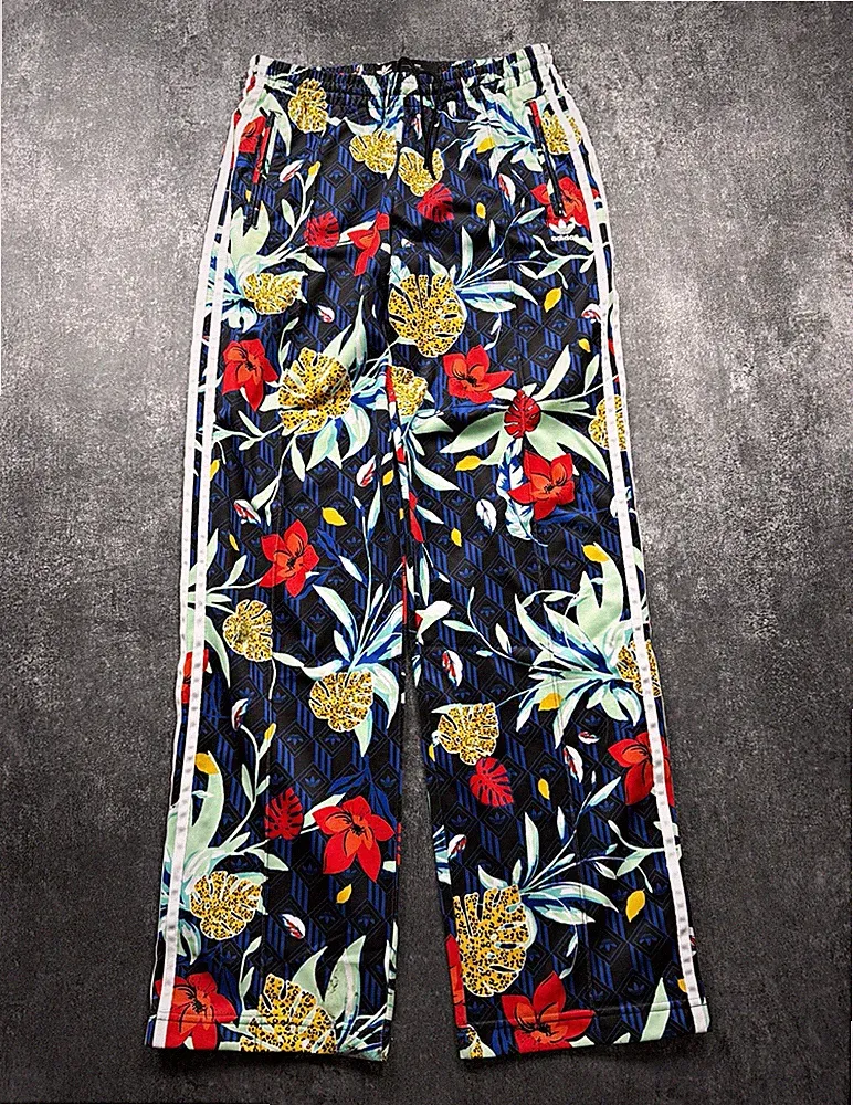 adidas HER Studio London Damen Jogginghose Blumen mehrfarbig Streifen Gr. 36