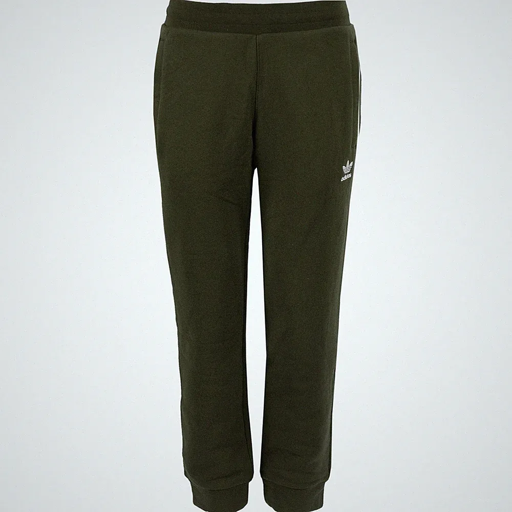 adidas Herren Jogginghose FQ3339 Trefoil Pant Olivgrün / S / Sweatpants