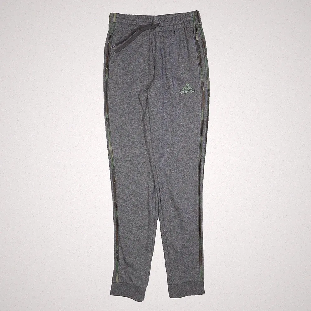 ADIDAS Herren Jogginghose Grau & Tarnmuster XS W25 L30 Baumwolle Verjüngtes Bein