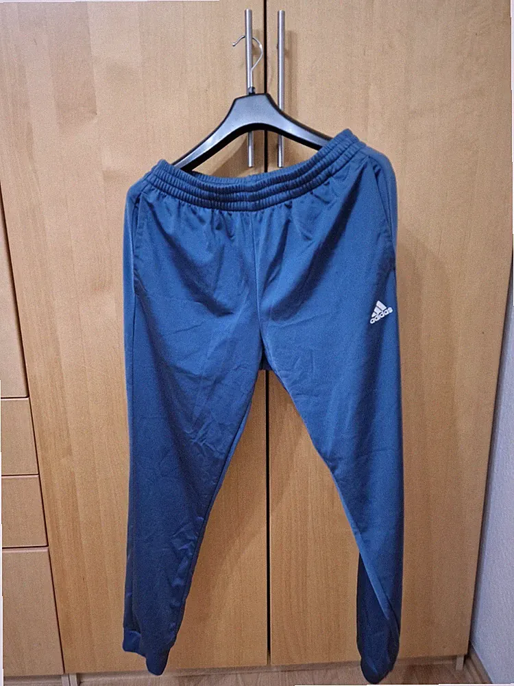 Adidas Herren Jogginghose Trackpant Gr. L Blau