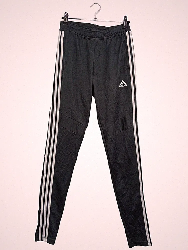 Adidas Herren Jogginghose Trainingshose Schwarz Gr. 44/XS Sport
