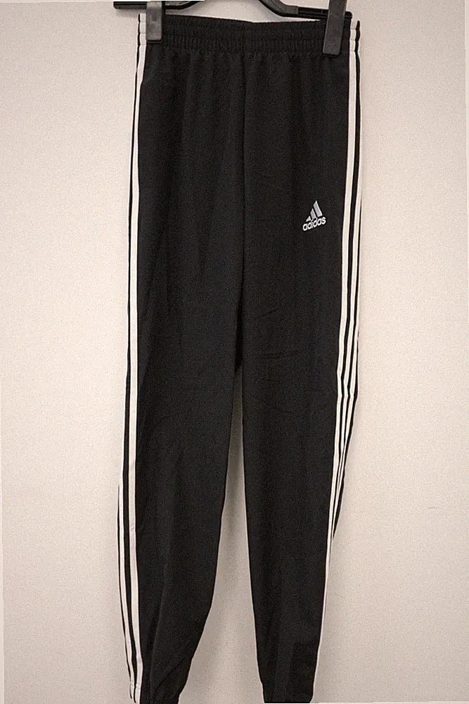 Adidas Herren Trainingshose Jogginghose Sporthose Hose Schwarz GK9950 Gr.XS Neu