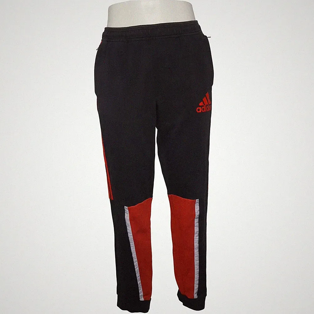 Adidas, Jogginghose, Größe: L, Grau/Rot, Baumwolle/Recyceltes Polyester #tiH