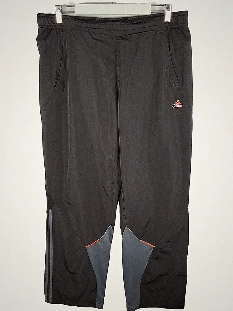 adidas Jogginghose Herren Trainingshose Sport Hose Schwarz Gr. 52, XL