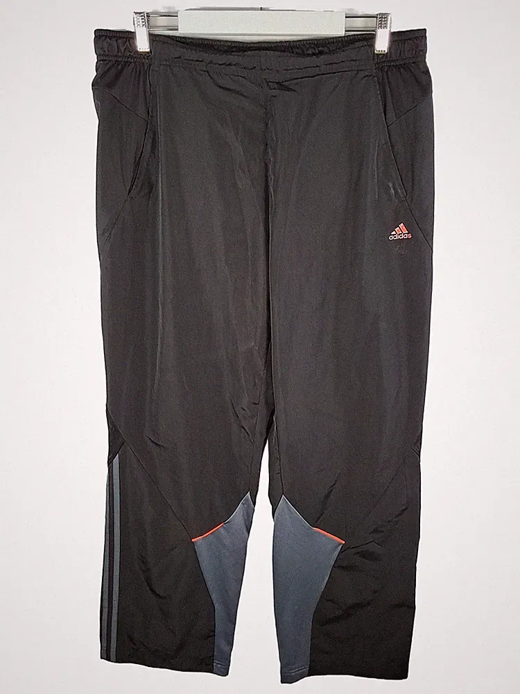 adidas Jogginghose Herren Trainingshose Sport Hose Schwarz Gr. 52, XL