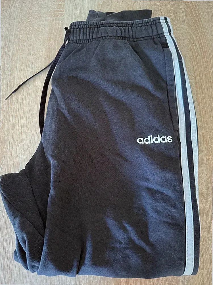 Adidas Jogginghose in schwarz | Grösse XL | Top Zustand