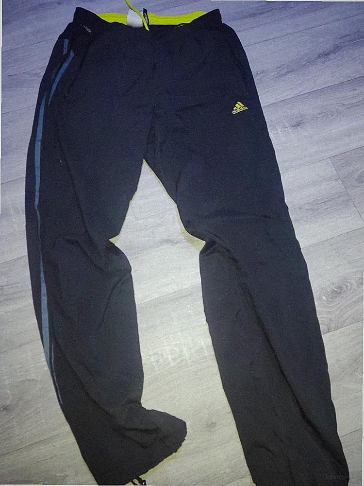 Adidas Jogginghose, Schwarz / Gelb , (Größe in Beschreibung!!!)