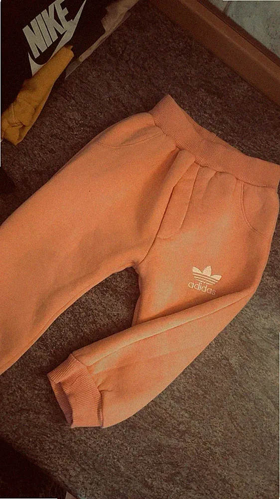 Orange Jogginghose