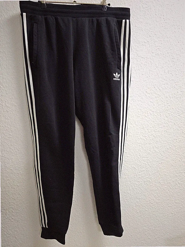 Adidas Originals 3-Streifen Jogginghose schwarz XL – GN3458 – guter Zustand