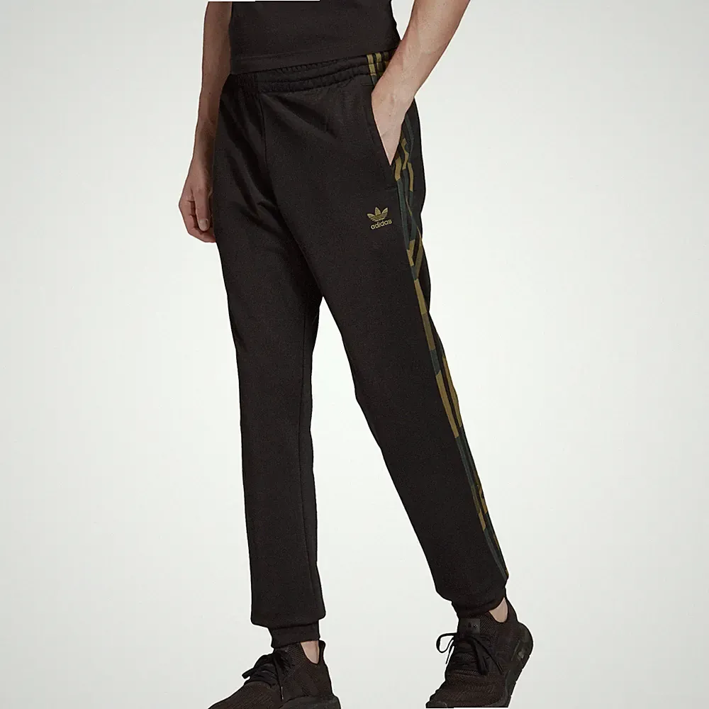 adidas Originals Camo Track Pant Herren-Jogginghose Sporthose Hose Schwarz