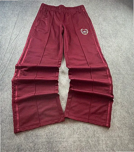 adidas Originals Trainingshose Bordeaux dunkelrot Wide Leg XS