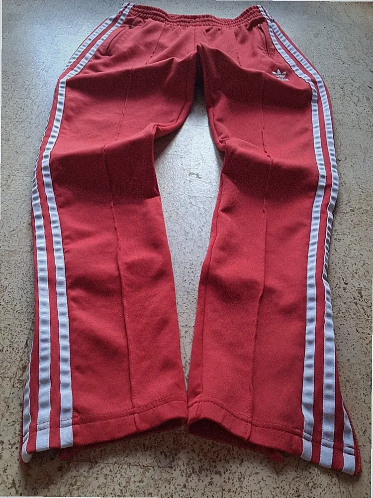ADIDAS SST Tapered Trainingshose Trackpants Trefoil Originals Damen 38 S M Rot