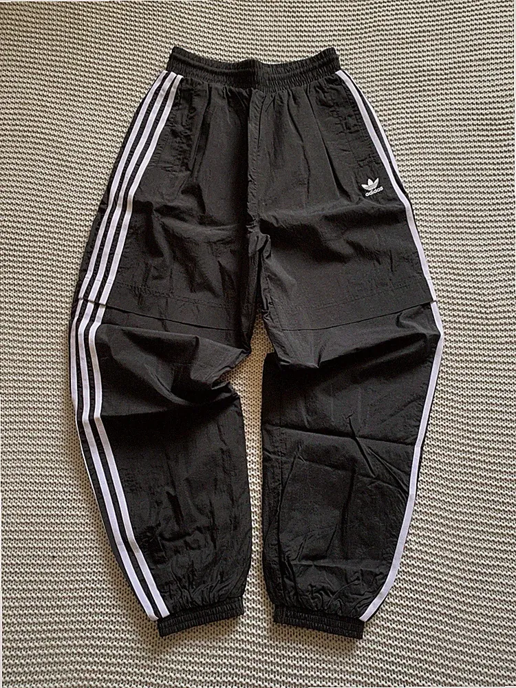 Adidas Trackpants vintage baggy Herren schwarz/weiß Größe XS