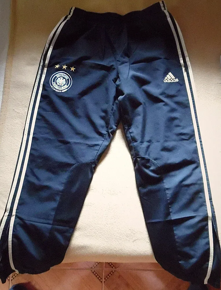 Adidas - Trainings - Hose - Jogging- Herren - schwarz-gelb Gr. D 5 - Neuwertig