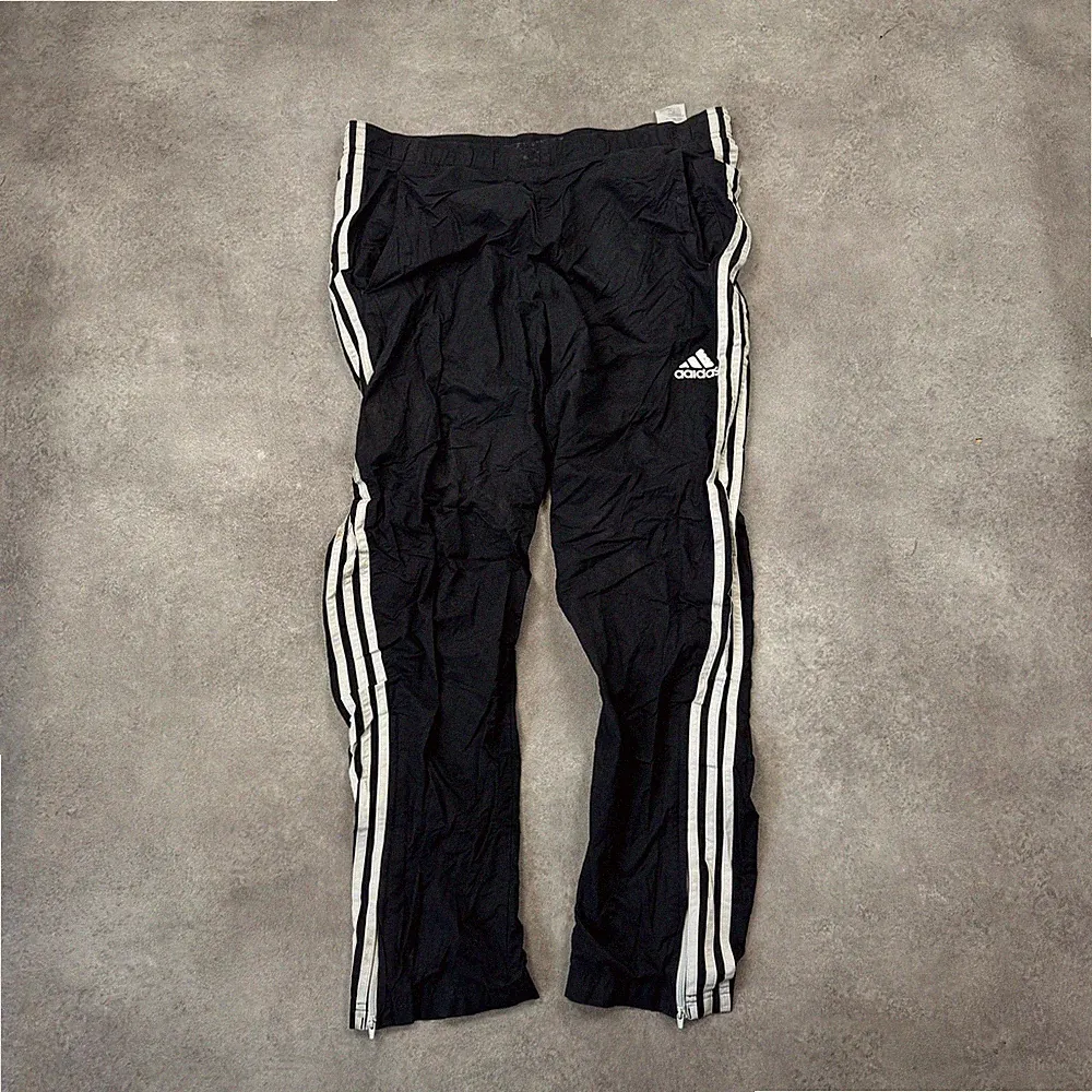 Adidas Trainingshose Herren Medium Sport Slim Fit Jogginghose, Schwarz