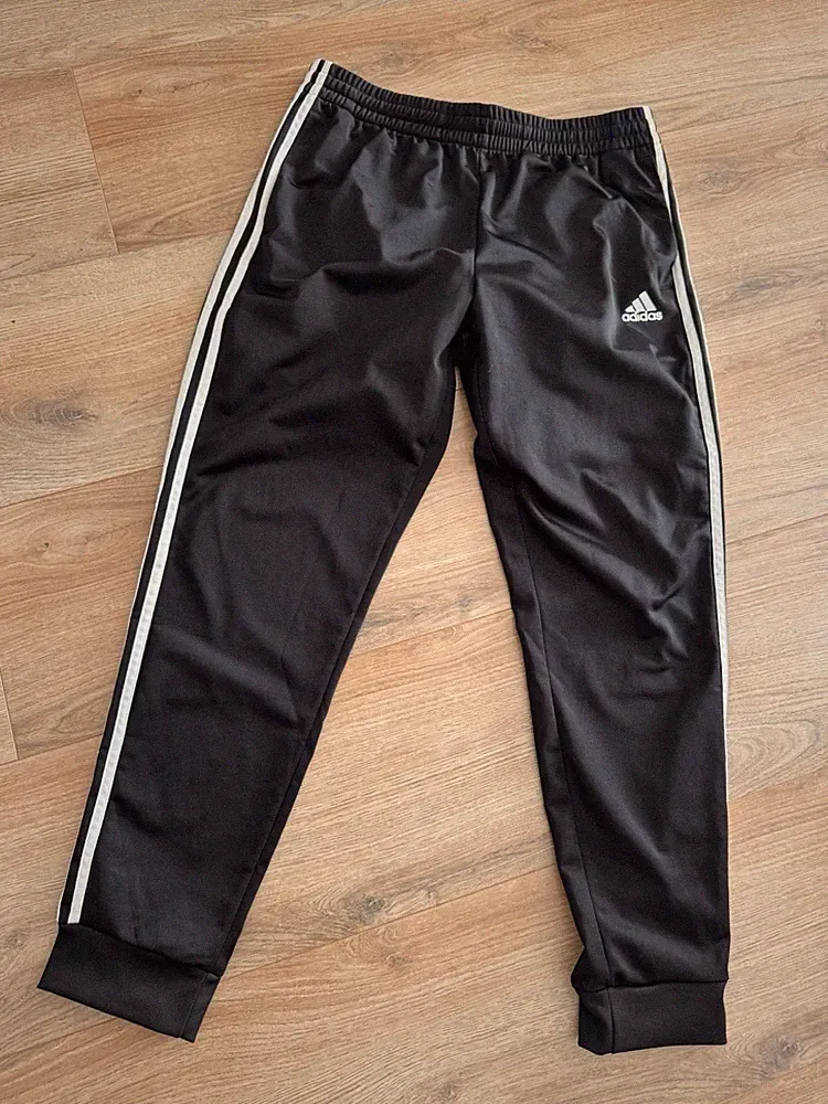 Adidas Trainingshose Jogginghose Schwarz 3-Streifen Gr. L – Tapered Fit