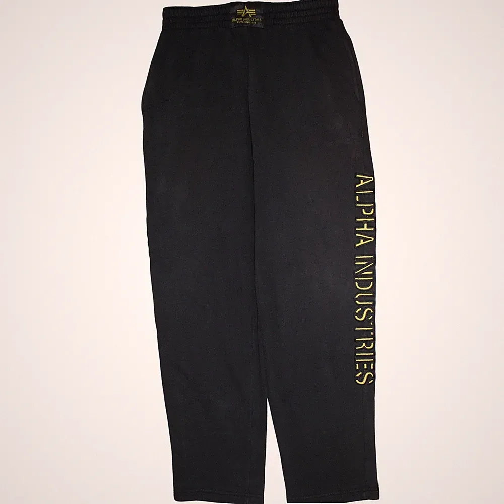 Alpha Industries Jogginghose Herren schwarz Medium Logo Fleecehose
