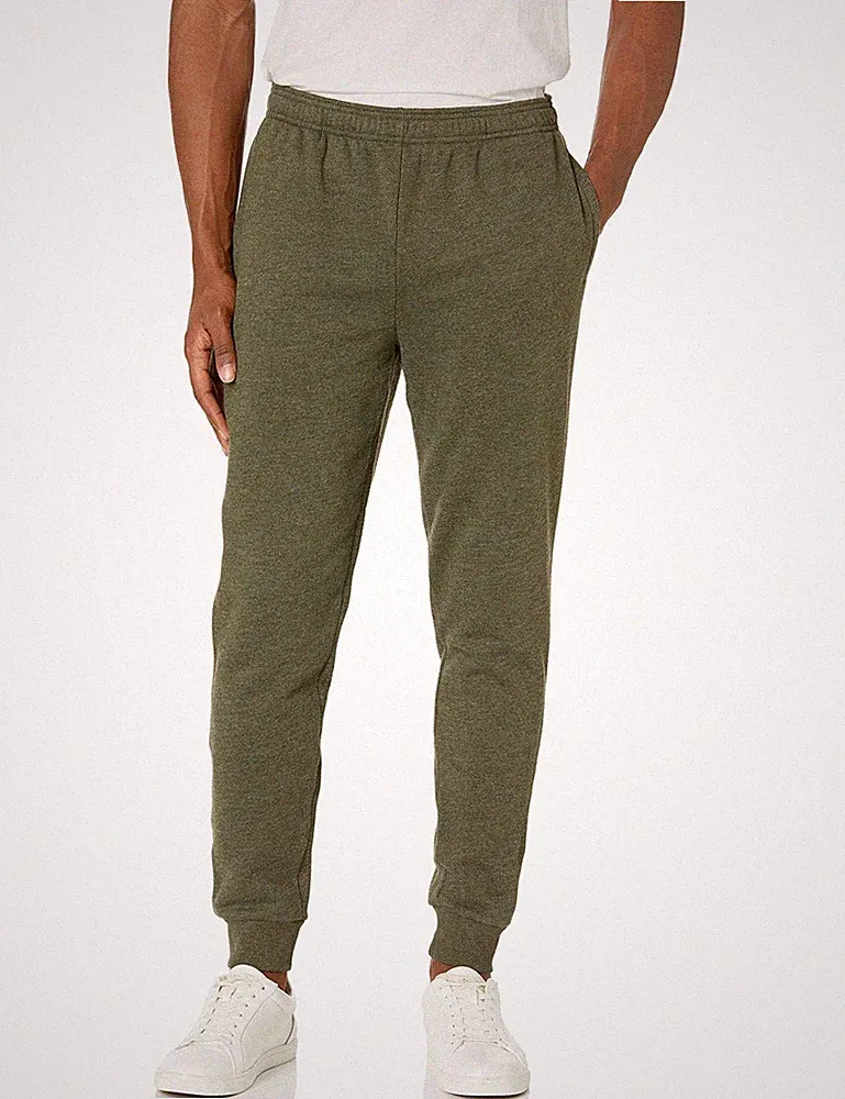 Amazon Essentials Herren Jogginghose Fleece Bequeme Passform Olivgrün S