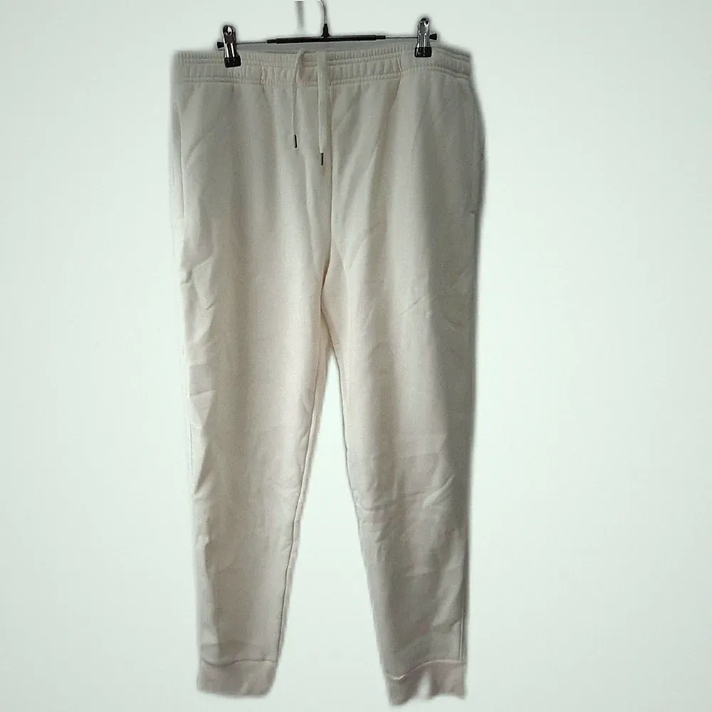Amazon Essentials Herren Jogginghose Kleidung Entspannte Passform Bequemlichkeit