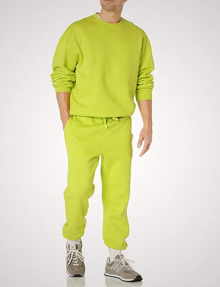 Amazon Essentials Herren Jogginghose lockere Passform Lindgrün