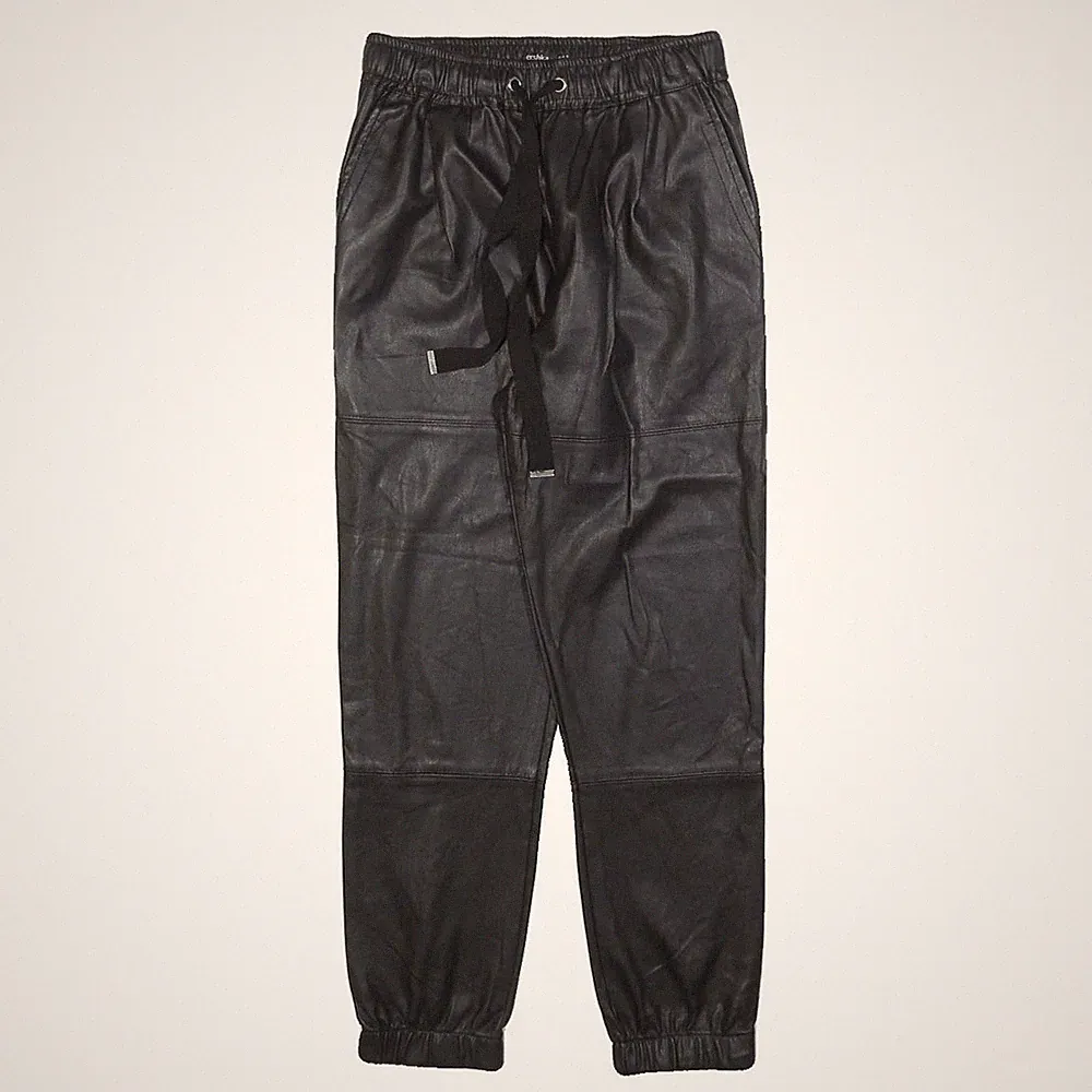 BERSHKA Damen Schwarze Regular Fit Jogginghose Kordel W25 L26 Polyester Tapered