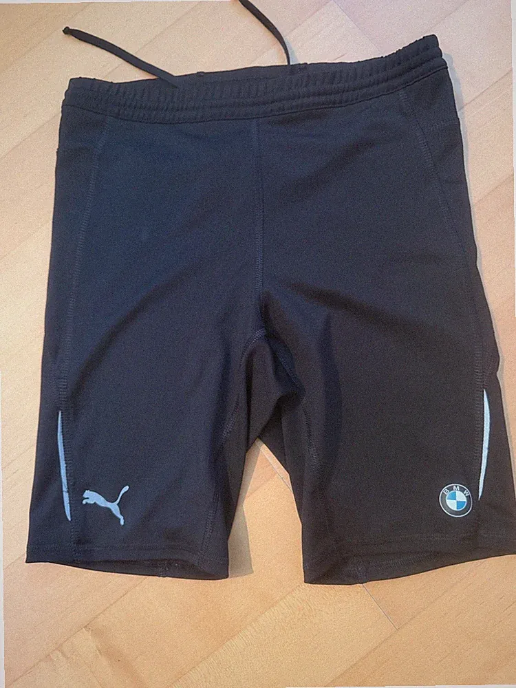 BMW Athletics PUMA kurze Radler- Jogginghose Gr.M