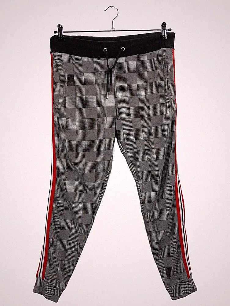 boohooMAN Jogginghose Herren Kariert Grau L Sportlich Freizeit Rippstrick L31