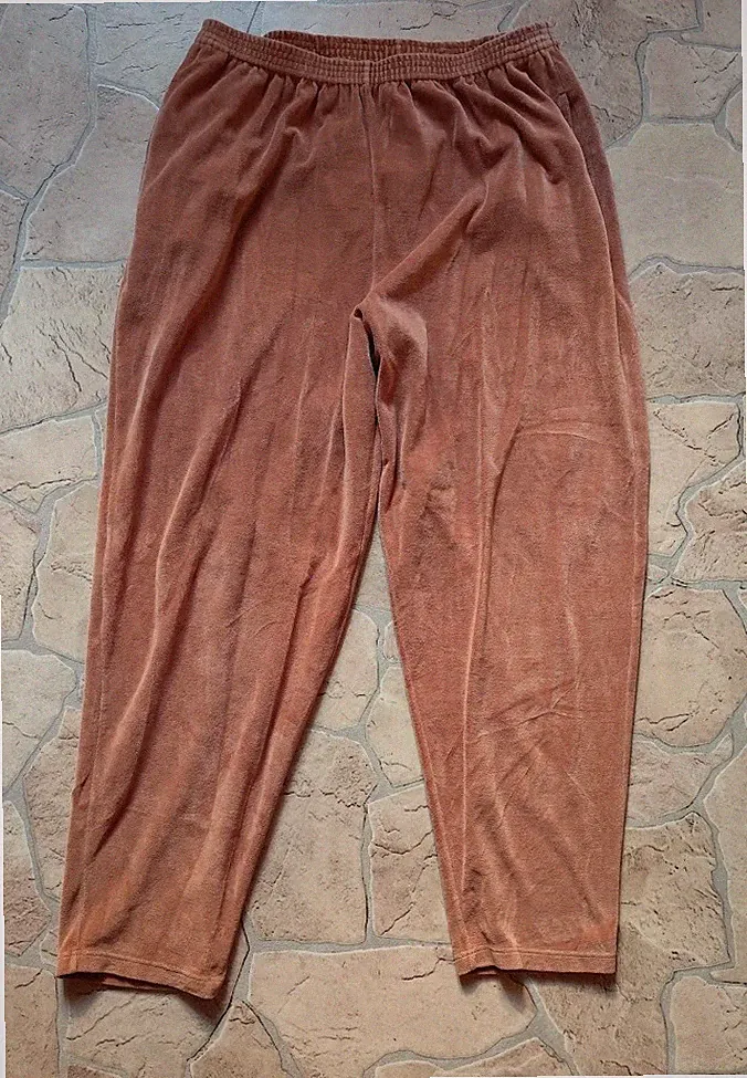 braune warme Jogginghose in Größe 44/46