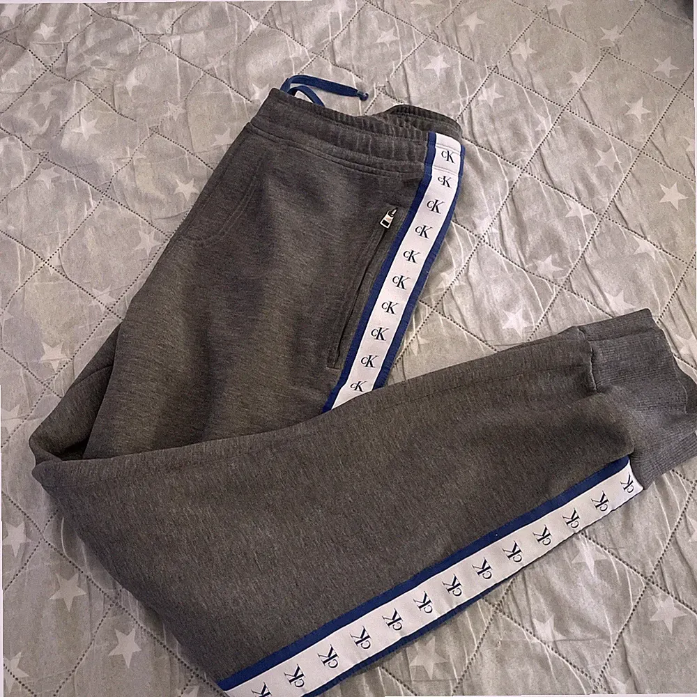 Calvin Klein Jogginghose Grau Gr. L