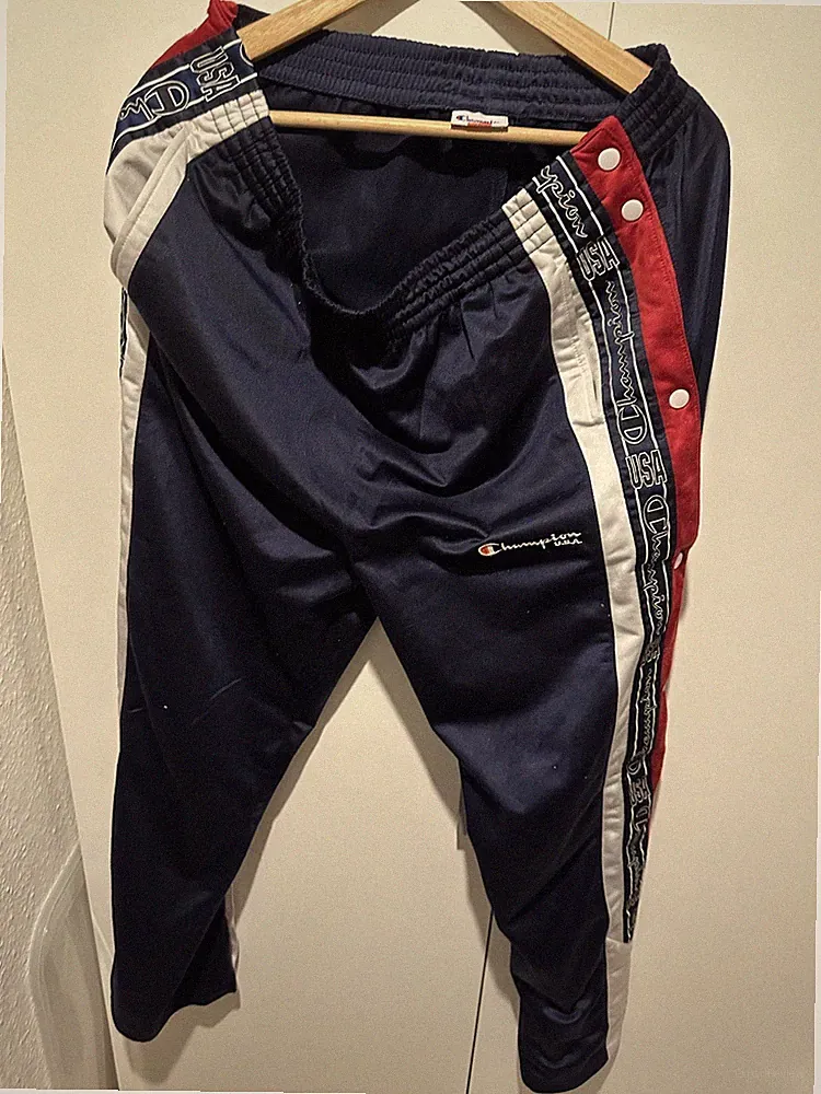 Champion Jogginghose Hose Size L Knopfhose 🏀🏀🏀 Trunk