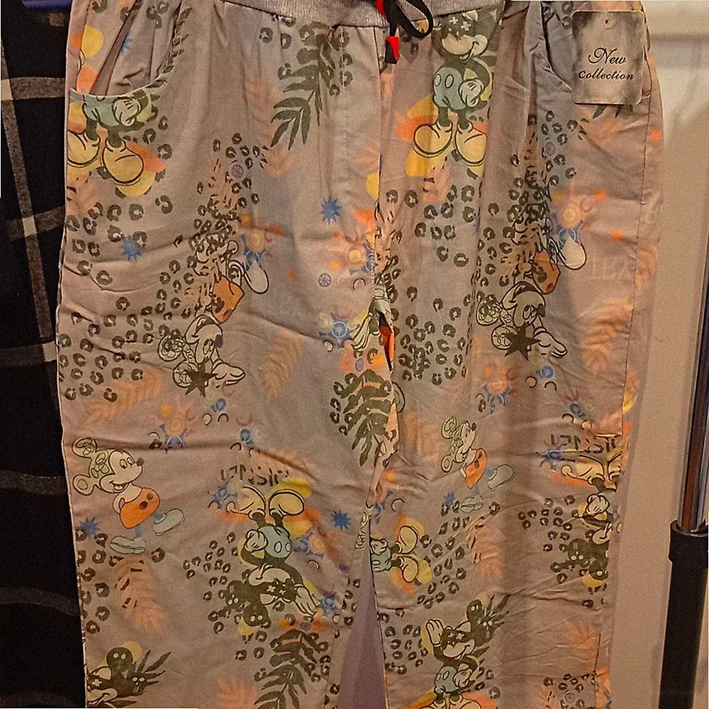 Damen Jogginghose Gr. 44 grau/mehrfarbig Cartoon, Zugband, Taschen
