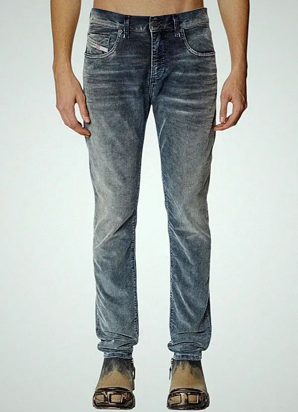 DIESEL 2019 D-Strukt 068JF Herren Jeanshose Slim Fit W34/L30 Blau Cord Slim