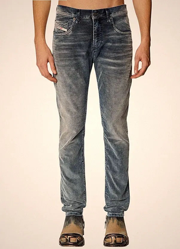 DIESEL 2019 D-Strukt 068JF Herren Jeanshose W32/L30 Blau Slim Fit RRP225