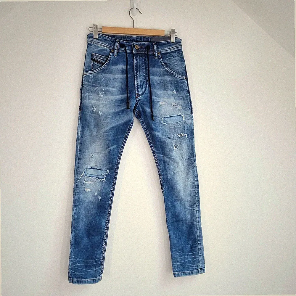 Diesel Krooley Jogger Jeans Herren Tapered Ripped Destroyed Blau Jogginghose W 26
