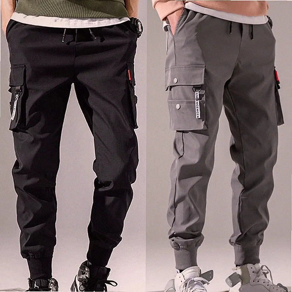 Einfarbige Jogginghose für Herren mit Cargotaschen und Hip Hop Einfluss
