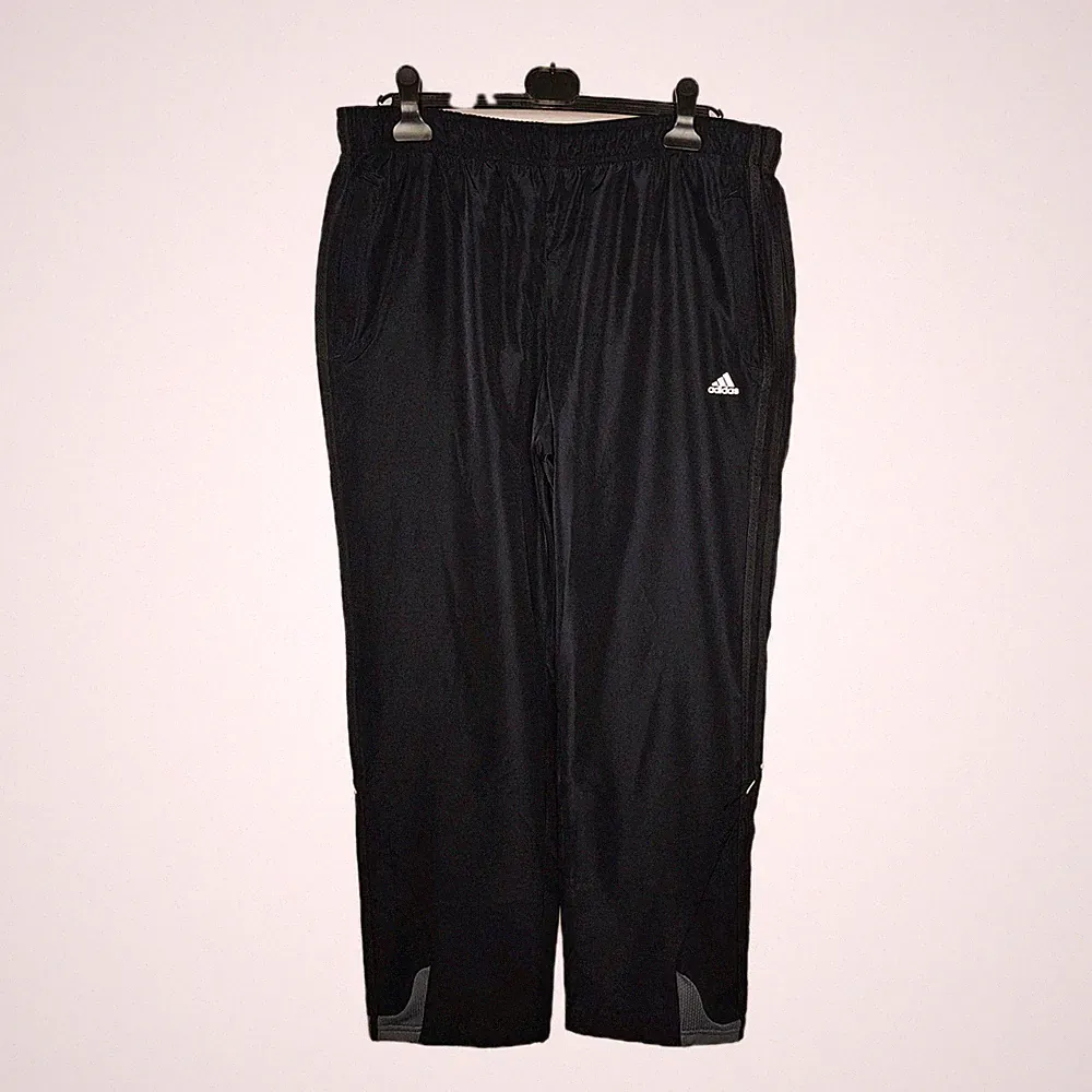 EK12135 Herren Jogginghose von Adidas, dunkelblau, Gr.XL
