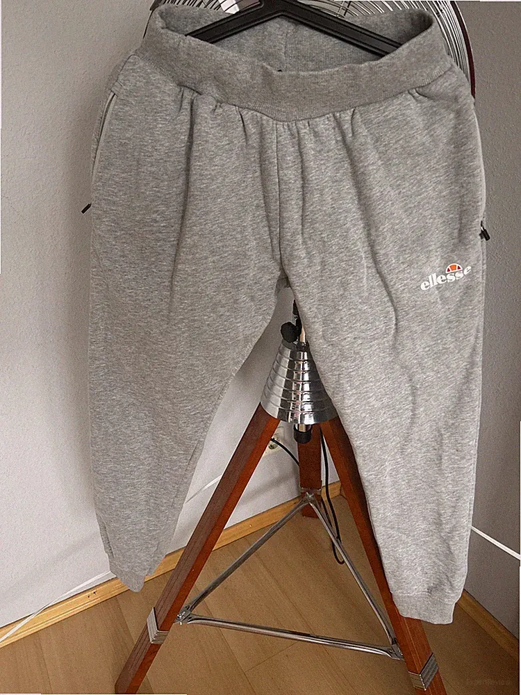 Ellesse Herren Jogginghose Gr. S Neuwertig Nie Getragen