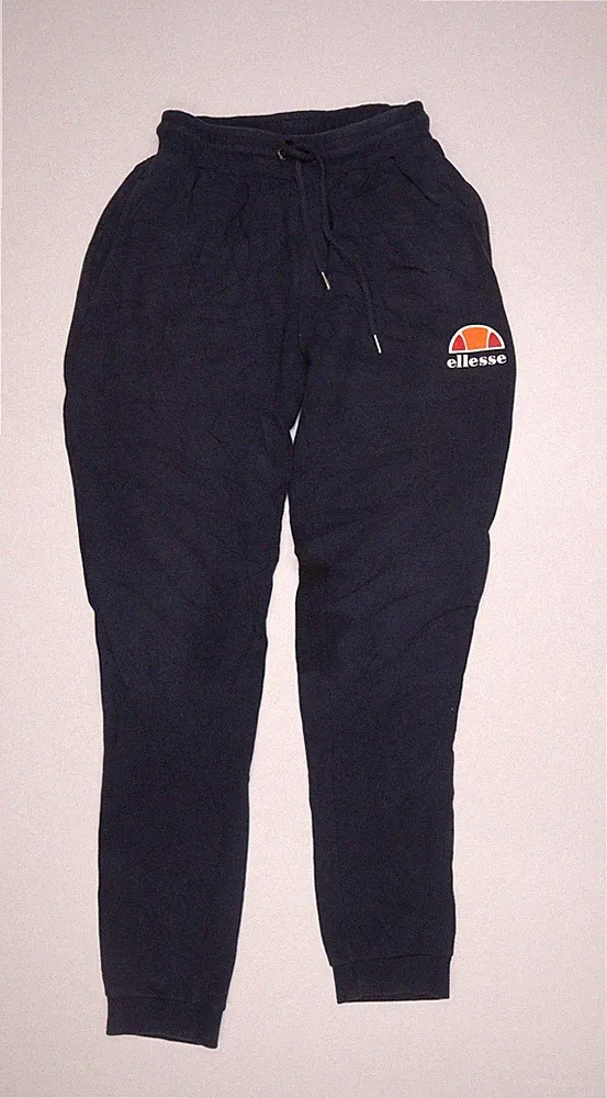 Ellesse Jogginghose Herren dunkelblau klein mit Logo und Taschen