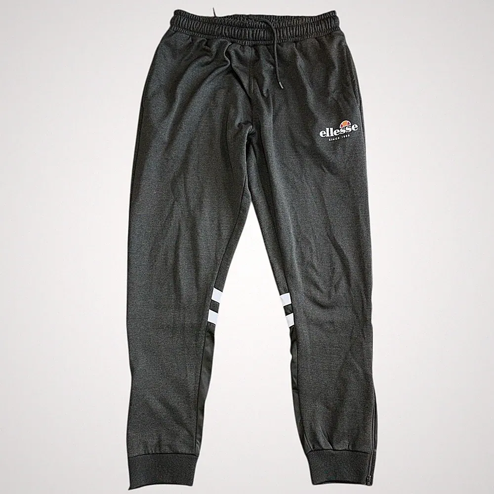 Ellesse Regular Fit