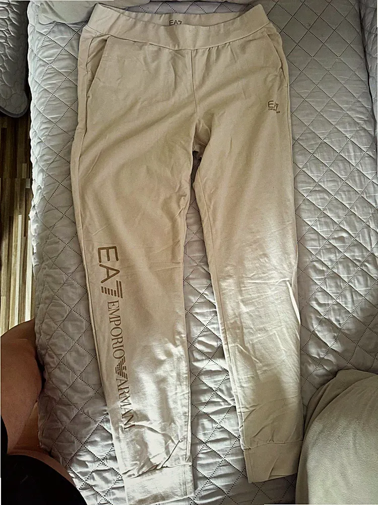 Emporio Armani EA7 Herren Jogginghose Beige Gr. L Logo Schrittlänge 37 in