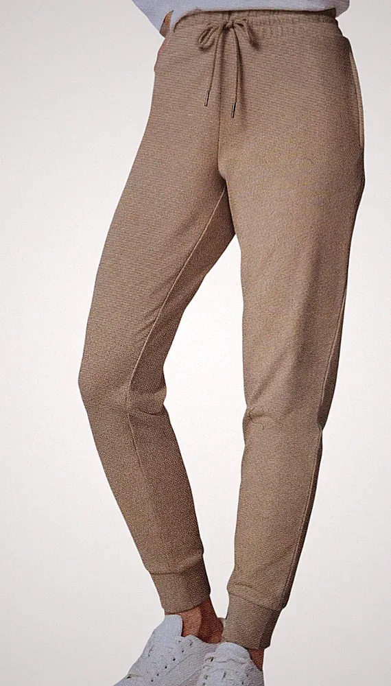 Esmara Damen Sweathose Jogginghose Freizeithose Beige Größe M 40/42mit Baumwolle
